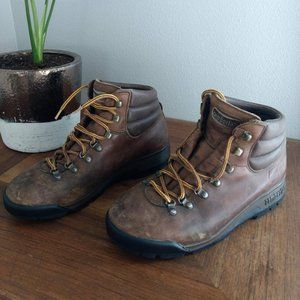 Zamberlan Hiking Boots - Size 8